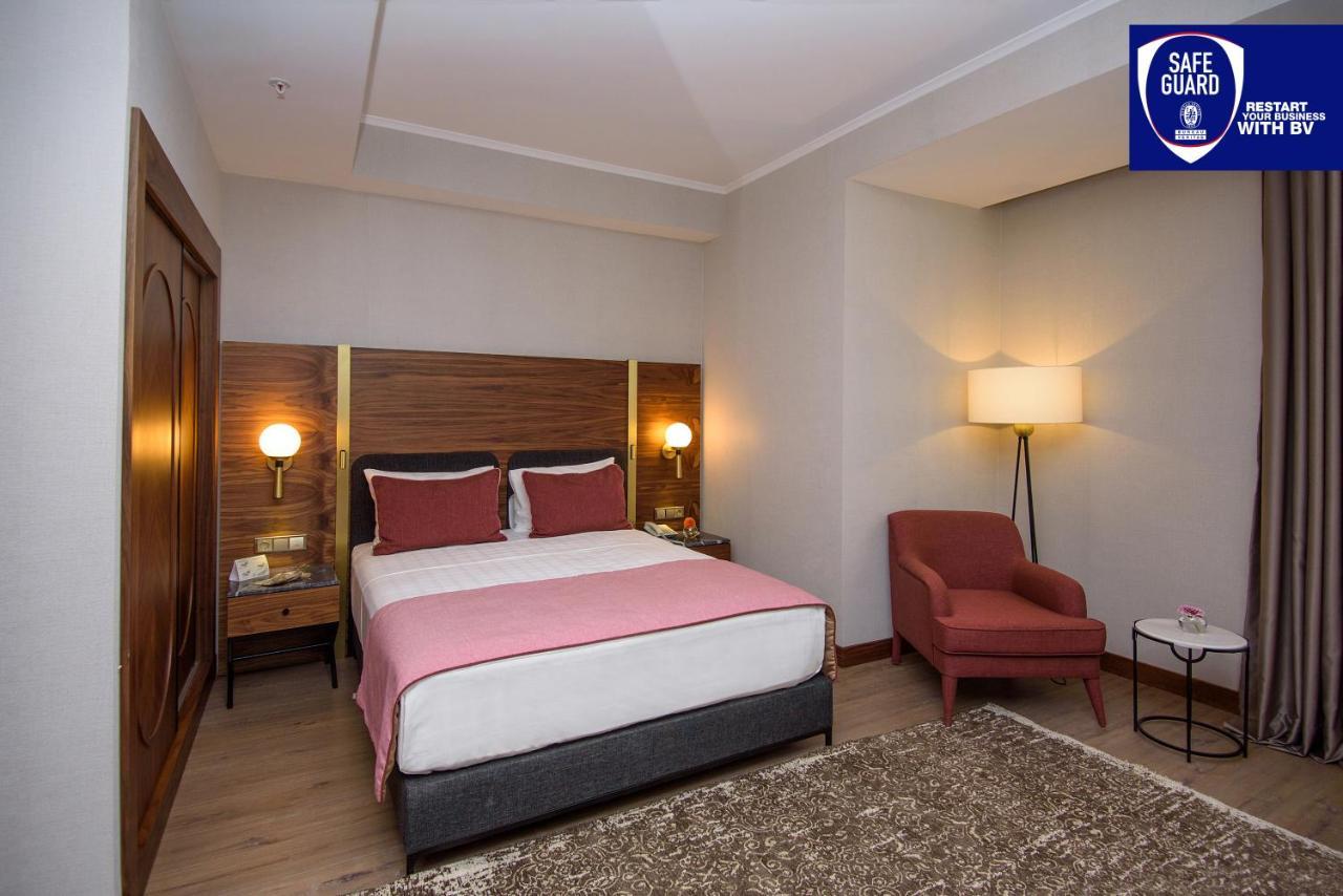 ทิฟลิส พาเลซ Hotel Tbilisi ภายนอก รูปภาพ