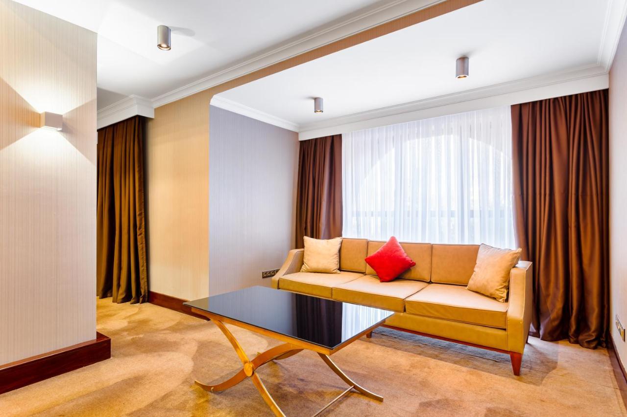 ทิฟลิส พาเลซ Hotel Tbilisi ภายนอก รูปภาพ