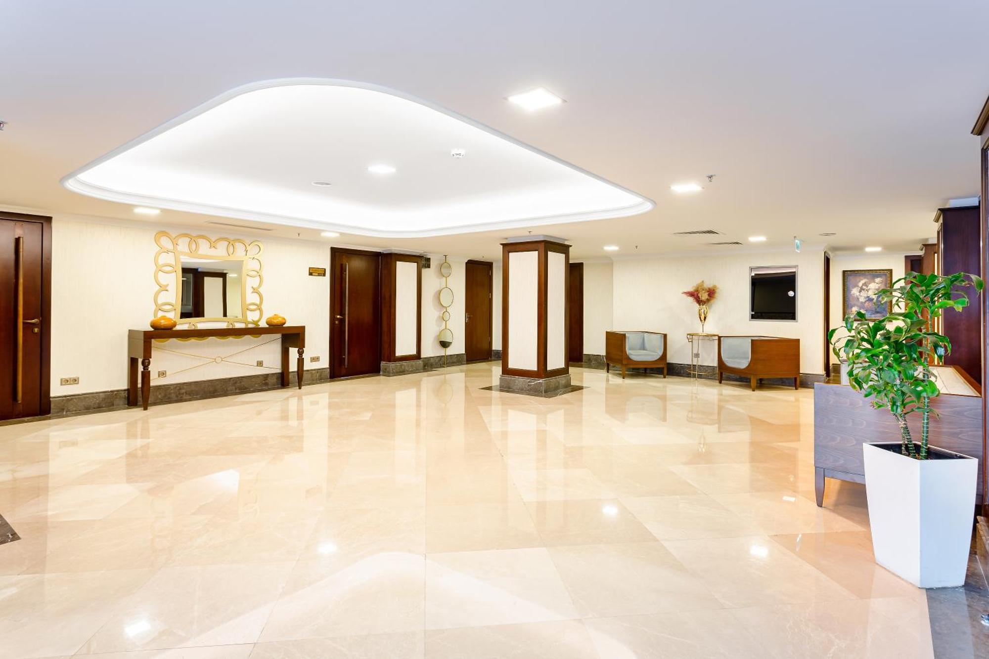 ทิฟลิส พาเลซ Hotel Tbilisi ภายนอก รูปภาพ
