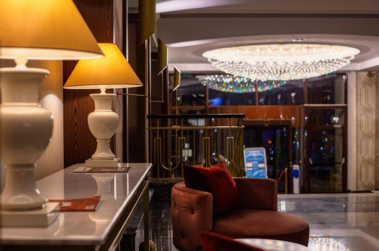 ทิฟลิส พาเลซ Hotel Tbilisi ภายนอก รูปภาพ